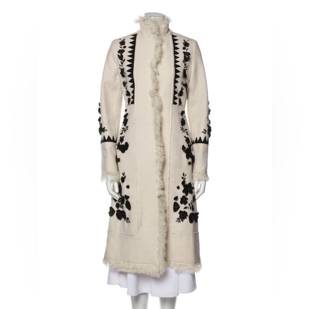 NWT Maurizio Pecoraro folk embroidered coat made in Italy! Runway edition 😍